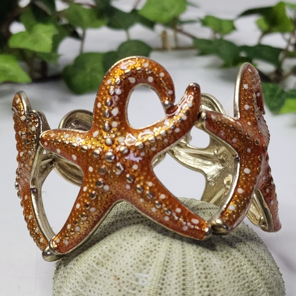 Statement Enamel Starfish Stretch Bracelet